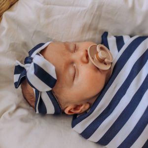 Organic Baby Love | Organic Jersey Swaddle with topknot | Cove